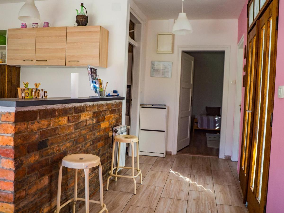 Apartment Dubovac คาร์โลวัตส์ ภายนอก รูปภาพ